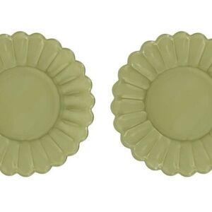 Target Sage Green Scalloped Dinner Plates